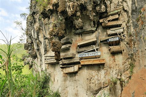 17 Best Sagada Tourist Spots: Famous Hanging Coffins and Caves in the.